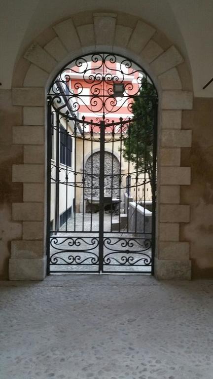 B&B Il Vicoletto LʼAquila Zewnętrze zdjęcie